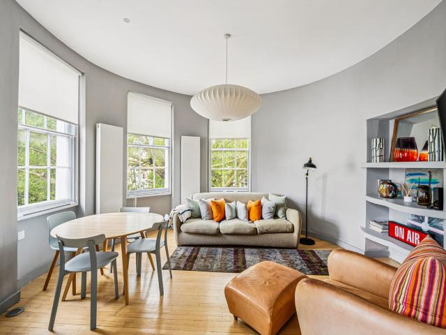 2 bedroom apartment for rent in Holland Park Avenue, London, W11