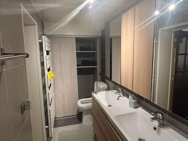 2 bedroom apartment for rent in Kuregem, Brussels
