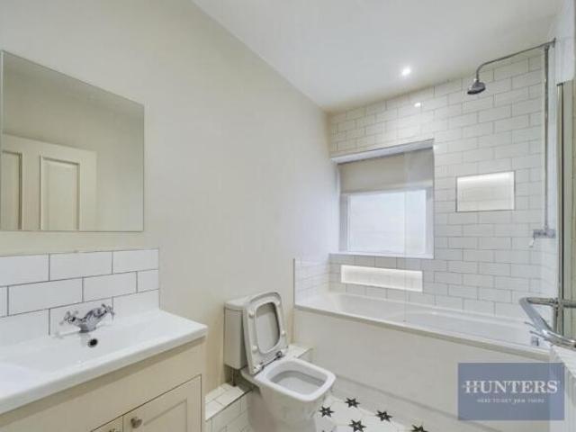 2 bedroom apartment for rent in Kenilworth House, Pittville Lawn, Pittville, GL52