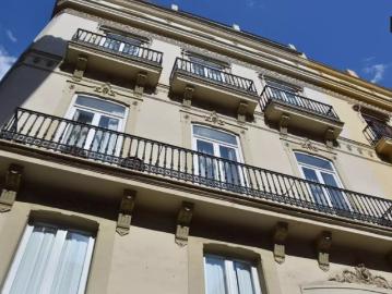 2 bedroom apartment for rent in La Seu, no restrictions