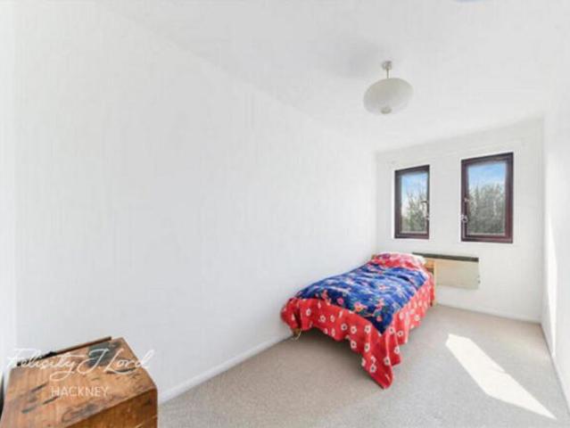 2 bedroom apartment for rent in Leaside Road, LONDON, E5