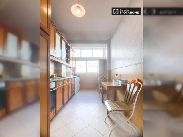 2 bedroom apartment for rent in Lisbon, tenant restrictions