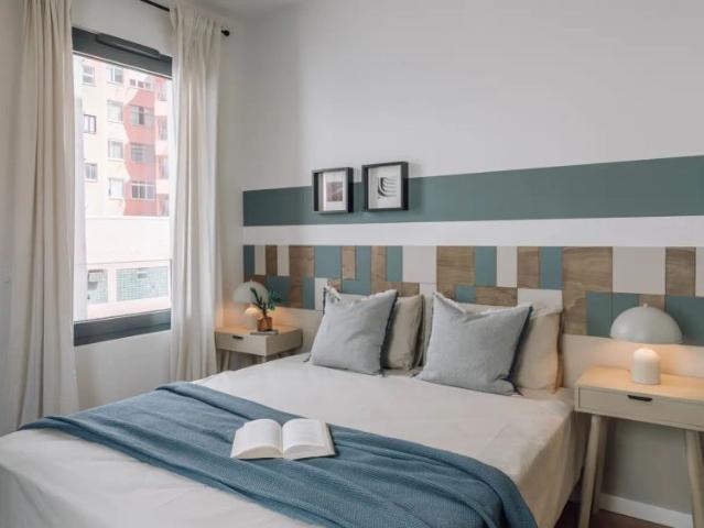 2 bedroom apartment for rent in Lisbon, perfect for professionals and couples