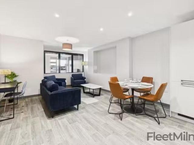 2 bedroom apartment for rent in Lock House, Lionel Street, Bir.