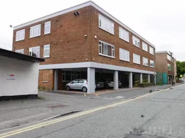 2 bedroom apartment for rent in Lombard Street, West Bromwich.