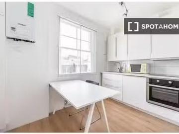 Porchester Square, London, Greater London