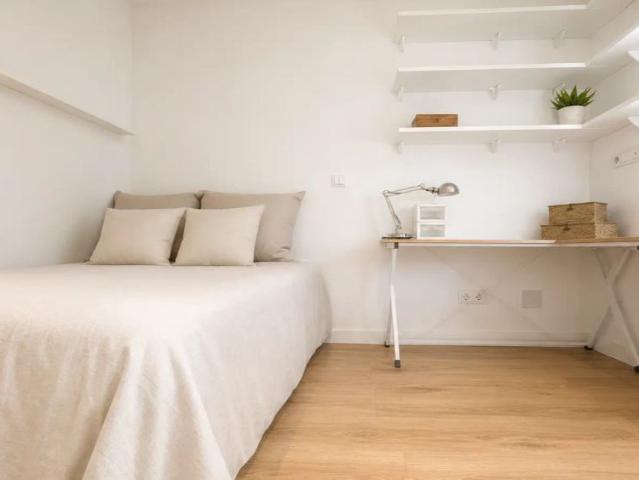 2 bedroom apartment for rent in Palos de Moguer, bills included