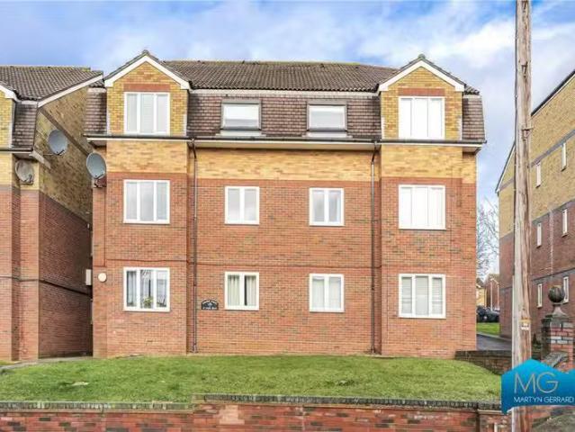 2 bedroom apartment for rent in Park Road, Barnet, Hertfordshi.