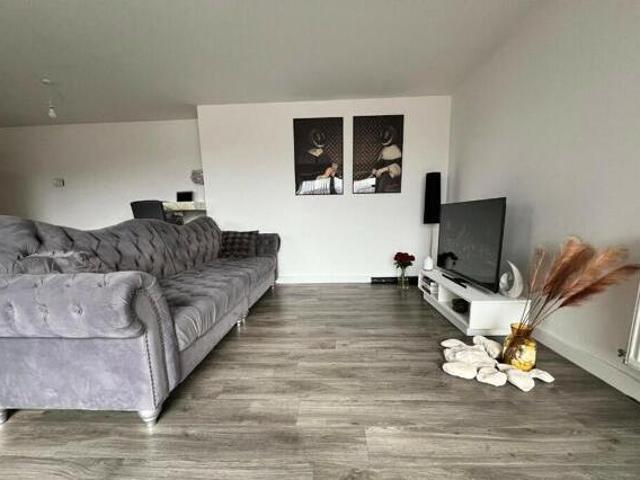 2 Bedroom Apartment For Rent In Peterborough, Cambridgeshire