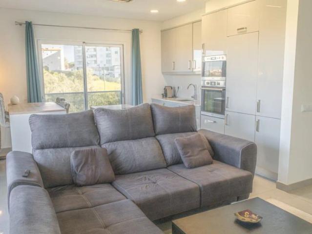 2 bedroom apartment for rent in Portimao, bills included