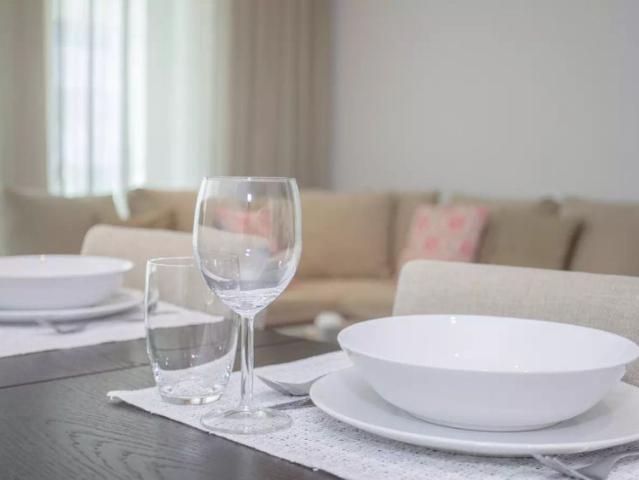 2 bedroom apartment for rent in Porto, bills included