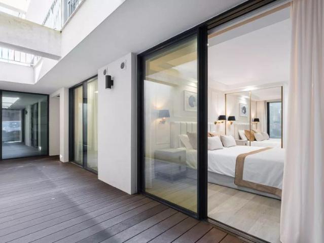 2 bedroom apartment for rent in Porto