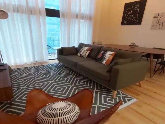 2 bedroom apartment for rent in Porto