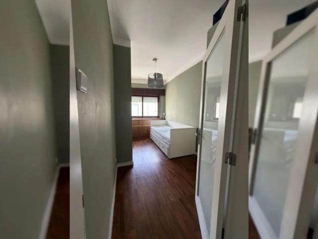 2 bedroom apartment for rent in Porto