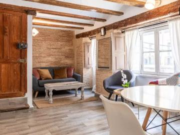 2 bedroom apartment for rent in Russafa