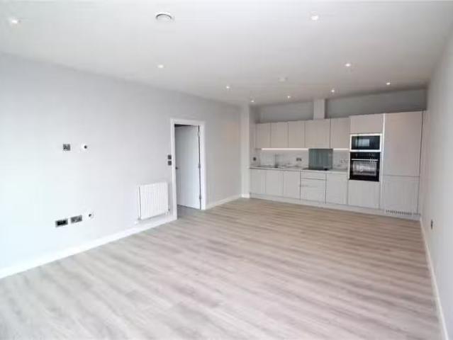 2 bedroom apartment for rent in Radford Way, CM12