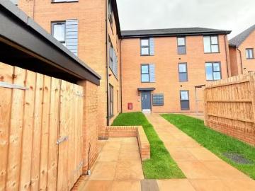 2 bedroom apartment for rent in Rhodfa Ieuan, Creigiau, CF5