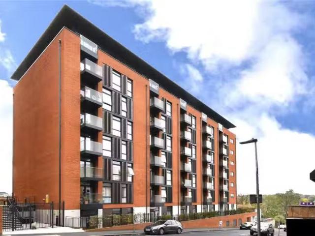 2 bedroom apartment for rent in Ringers Road, Bromley, BR1