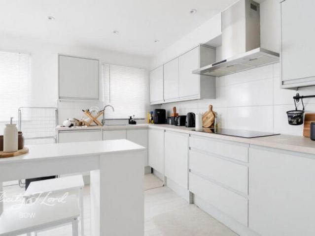 2 bedroom apartment for rent in Roman Road, LONDON, E3