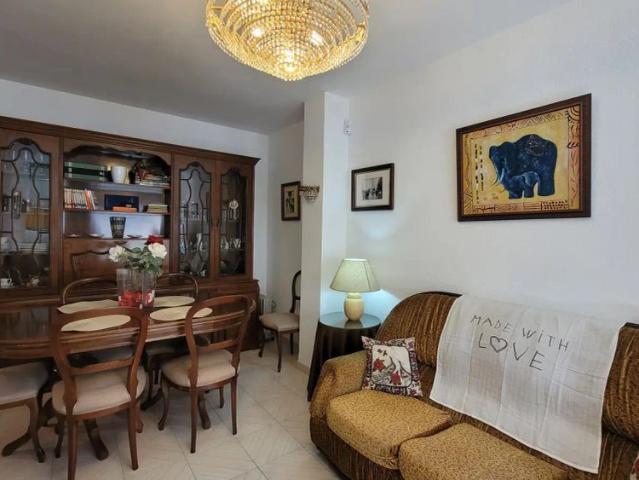 2 bedroom apartment for rent in Ronda perfect for professionals and students