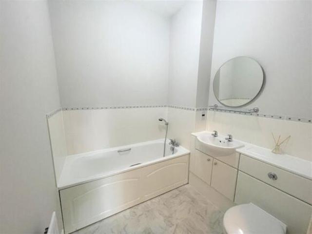2 bedroom apartment for rent in St. Benets Way, Tenterden, Kent, TN30