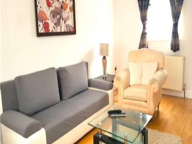 2 bedroom apartment for rent in Staines upon Thames