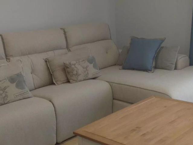 2 bedroom apartment for rent in Salamanca, bills included