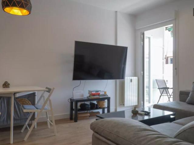 2 bedroom apartment for rent in San Pascual, smoking allowed