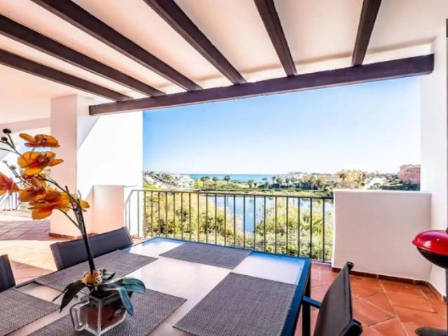 2 bedroom apartment for rent in San Roque, bills included