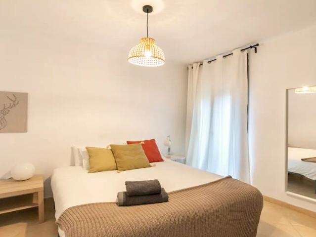 2 bedroom apartment for rent in Sant Antoni, bills included