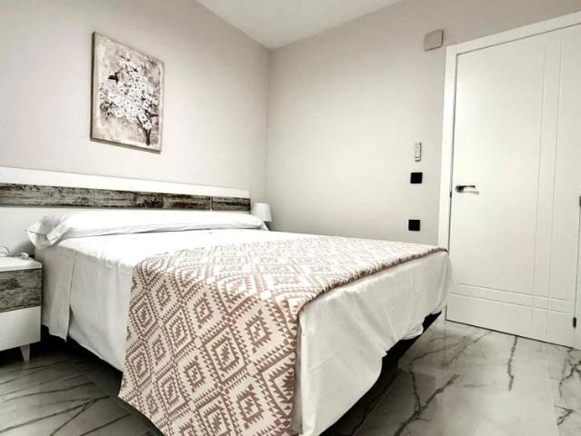 2 bedroom apartment for rent in Santa Marina, Córdoba, bills included