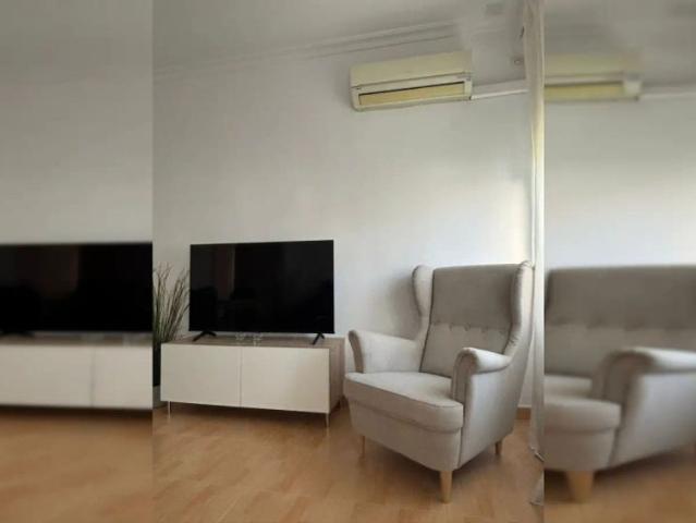 2 bedroom apartment for rent in Sector Sur La Palmera Reina Mercedes, bills included