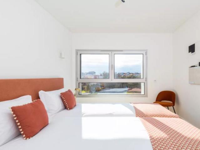 2 bedroom apartment for rent in Seixal, bills included