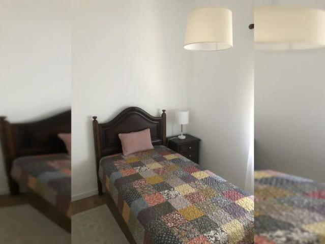 2 bedroom apartment for rent in Sesimbra, bills included