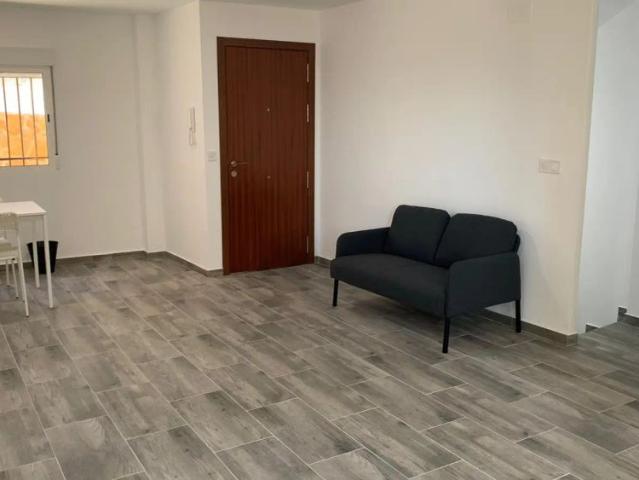 2 bedroom apartment for rent in Serra, bills included