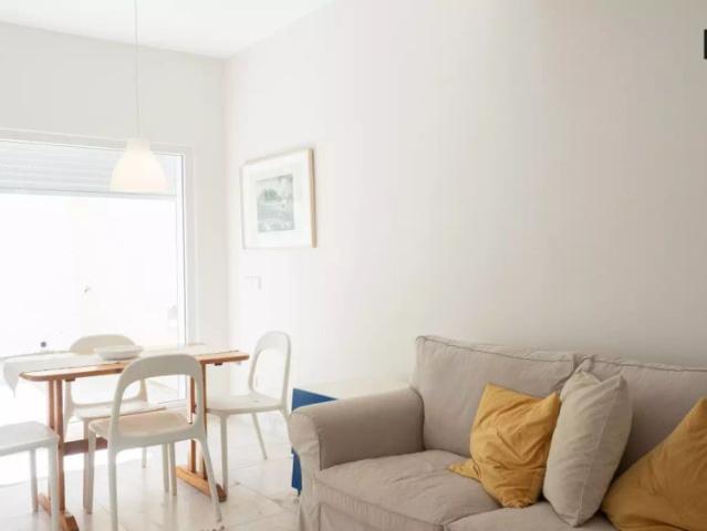 2 bedroom apartment for rent in Sintra, no bills included