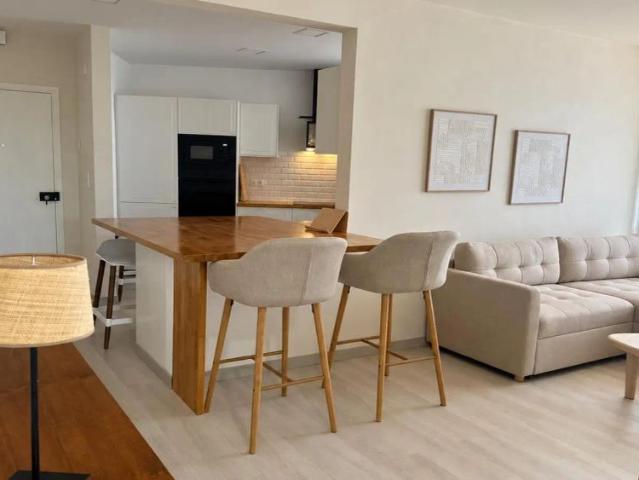 2 bedroom apartment for rent in Sintra, professionals and students welcome