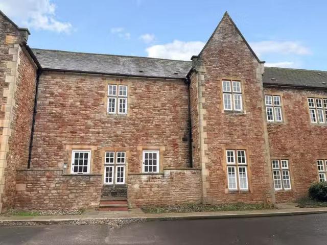 2 bedroom apartment for rent in South Horrington Village, Well.