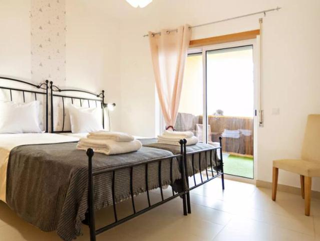 2 bedroom apartment for rent in Tavira