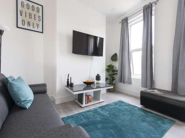 2 bedroom apartment for rent in The Grove, London