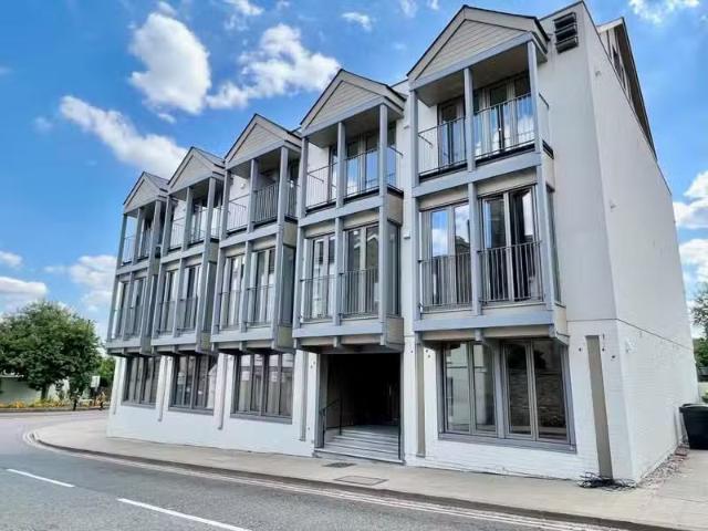 2 bedroom apartment for rent in The Old Tannery, Forehill, Ely.