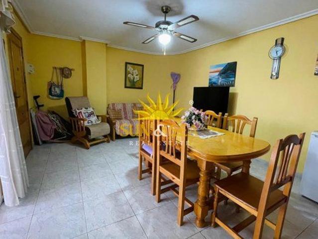 2 BEDROOM APARTMENT FOR RENT IN TORREVIEJA ALICANTE