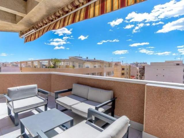 2 bedroom apartment for rent in Torrevieja, bills included