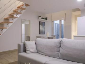 2 bedroom apartment for rent in Valdeacederas