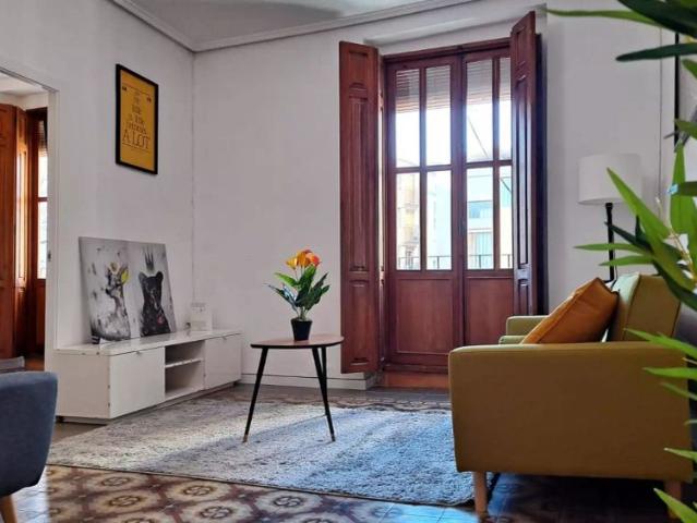 2 bedroom apartment for rent in Valencia