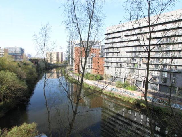 2 bedroom apartment for rent in Vie Building, Water Street, M3