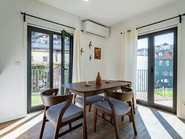 2 bedroom apartment for rent in Vila Nova de Gaia