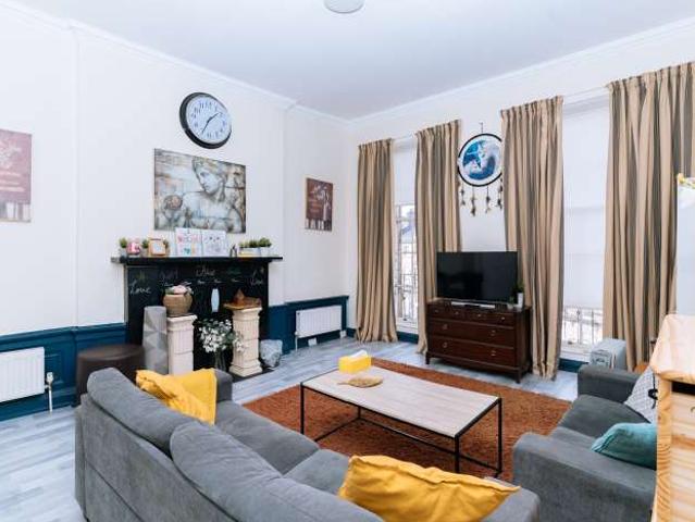 2 bedroom apartment for rent in West End, Edinburgh