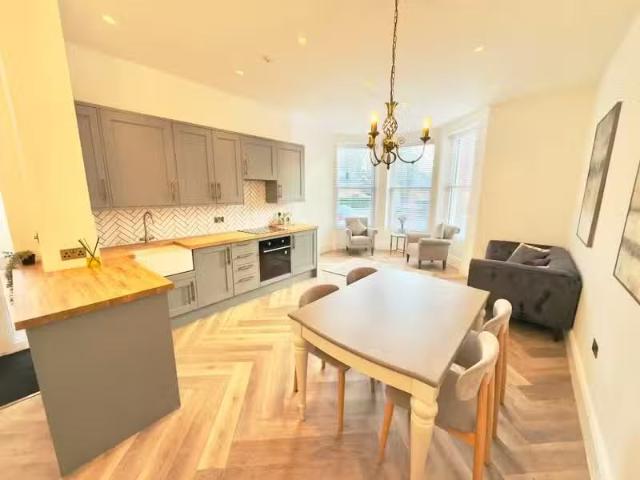 2 bedroom apartment for rent in Westbourne Park Road, Bournemo.