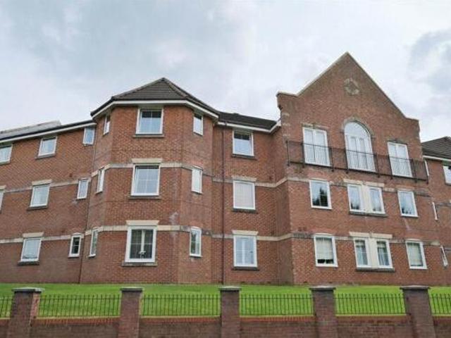 2 Bedroom Apartment For Rent In Wilton Close, Blackburn